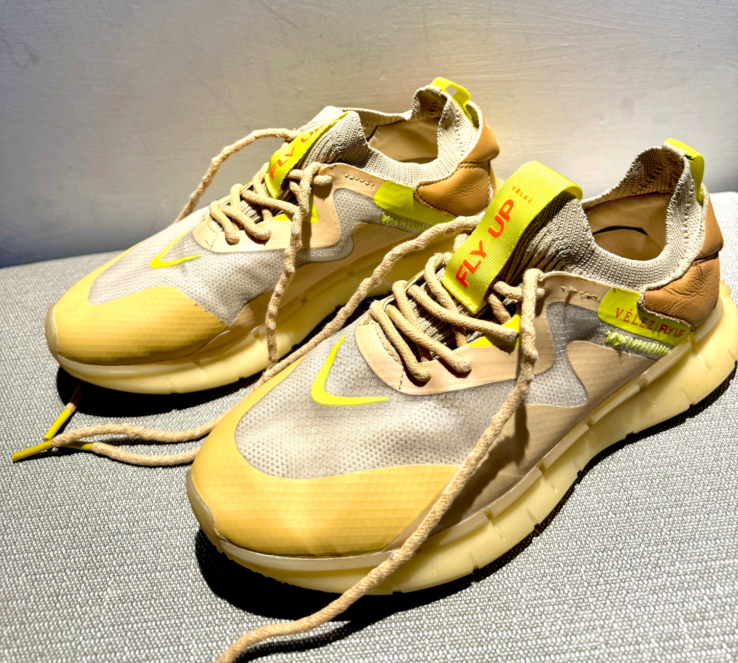 Tenis deportivos VÉLEZ
