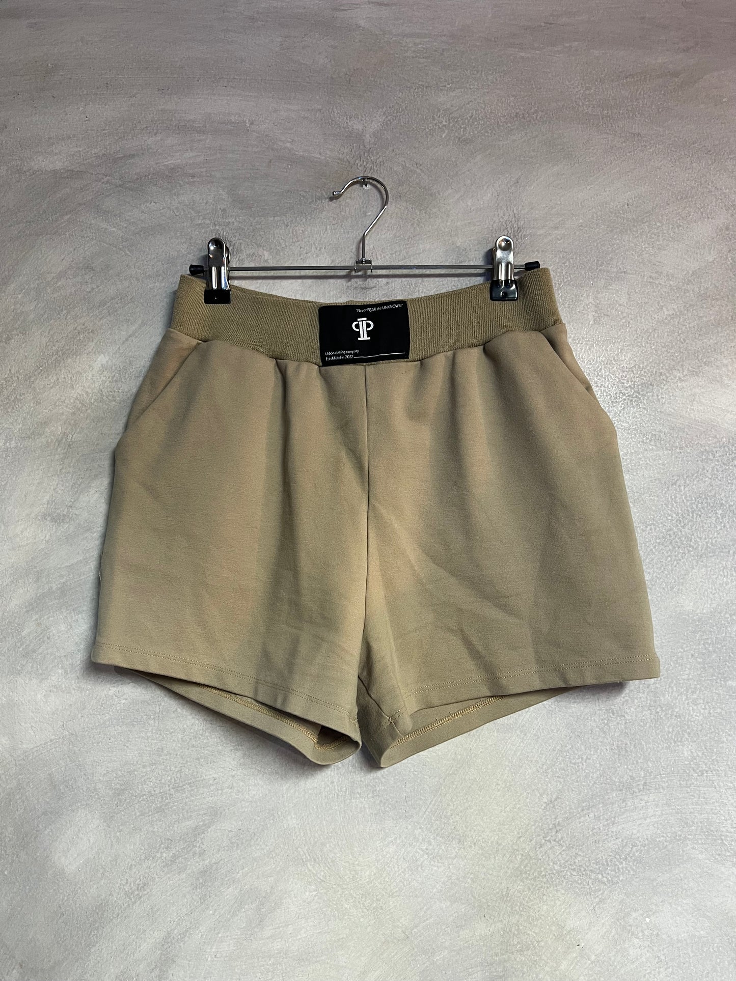 Short Cappello