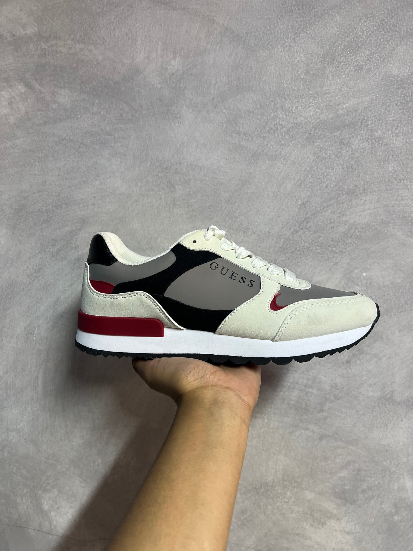 Tenis Guess Nuevo