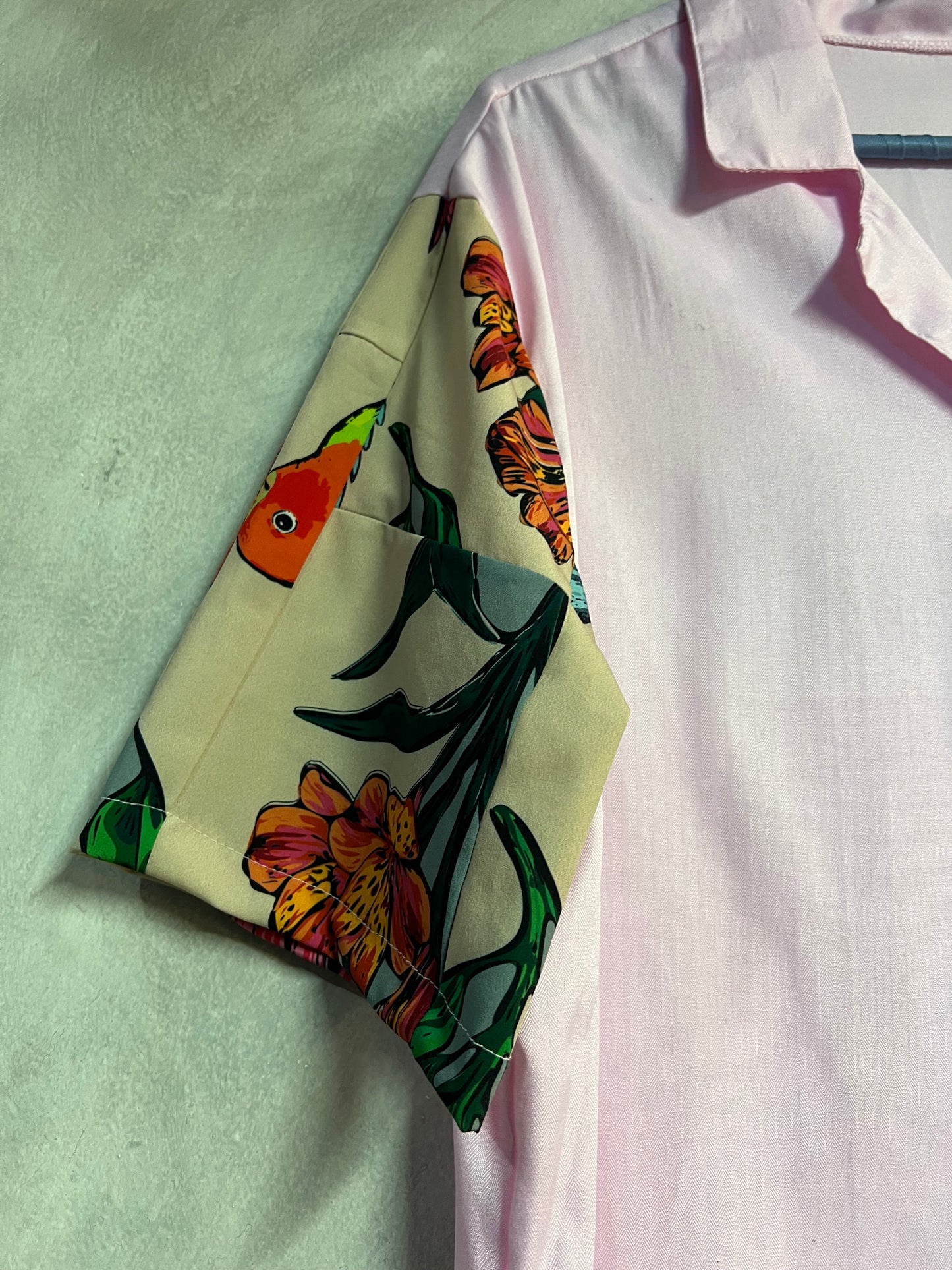 Camisa mangas floreadas