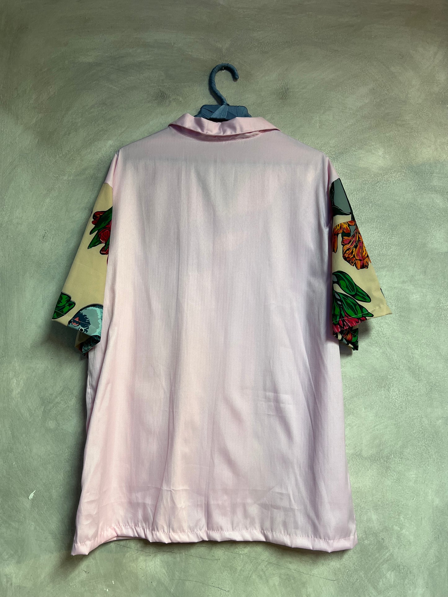 Camisa mangas floreadas