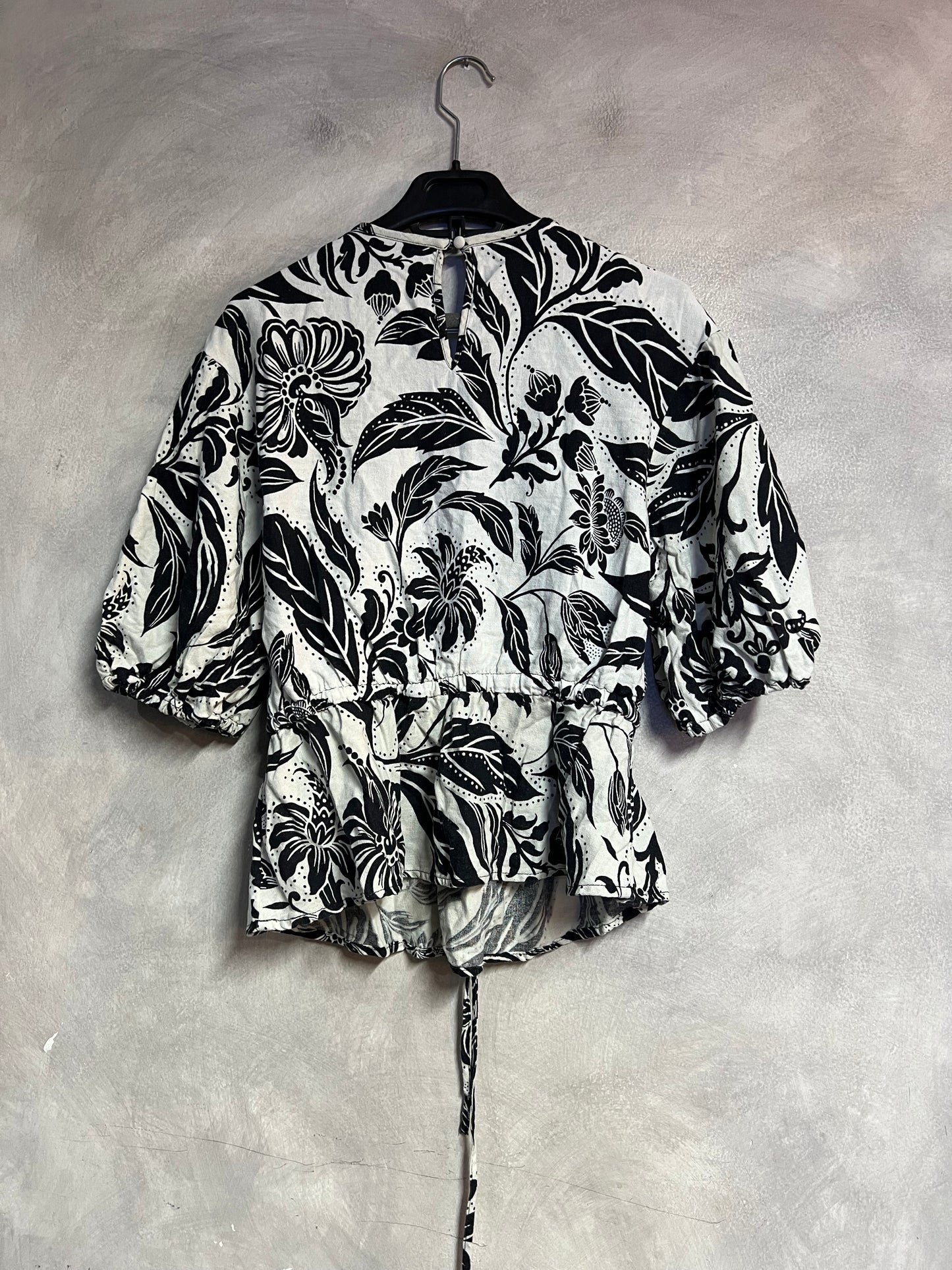 Blusa de amarrar