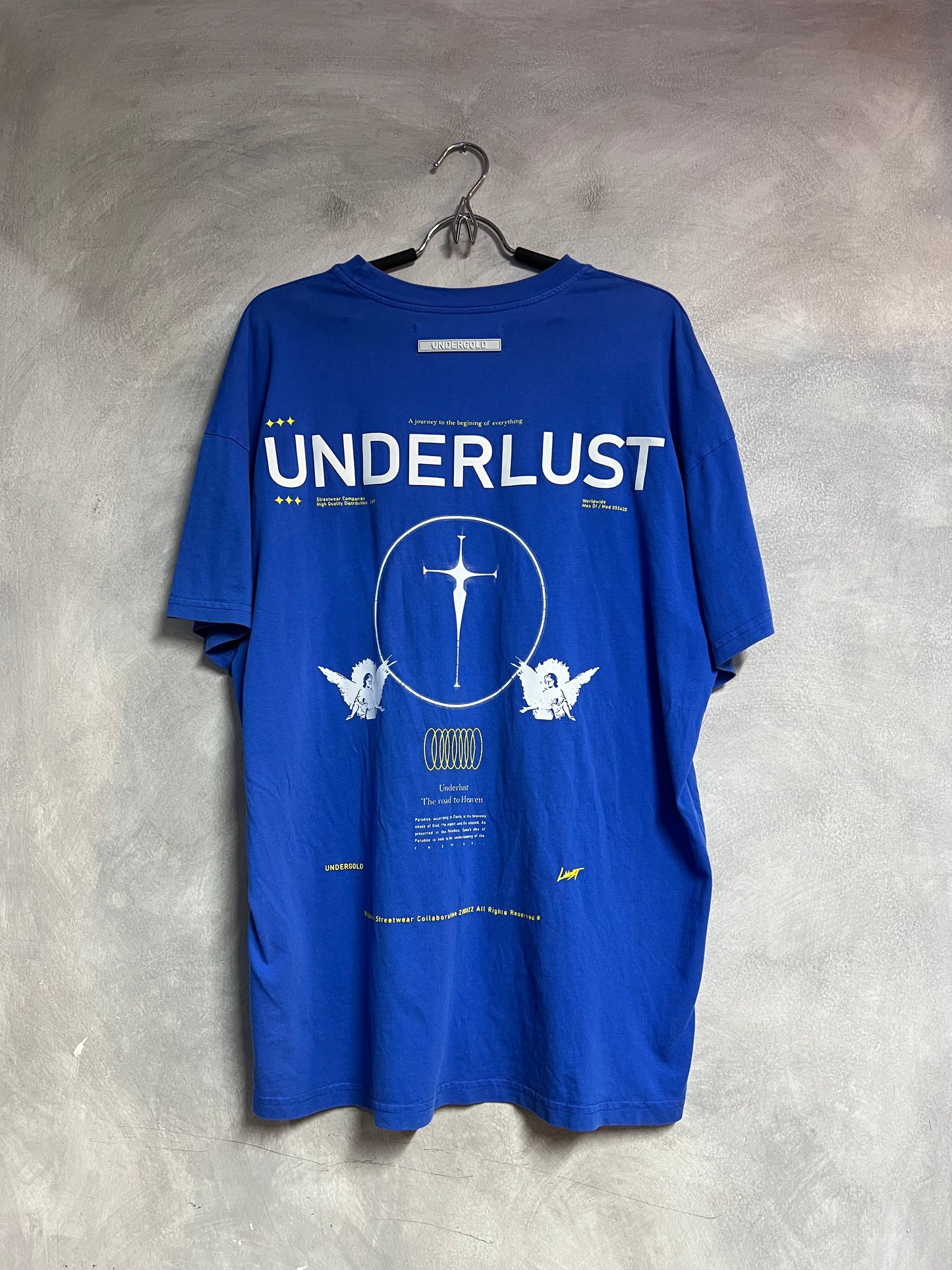 Conjunto Under Gold