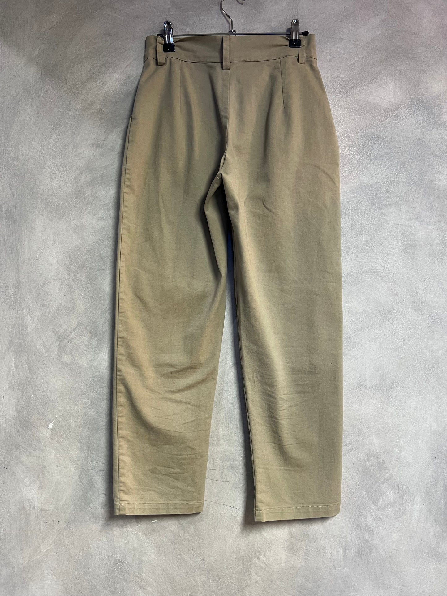 Pantalón con bolsillos