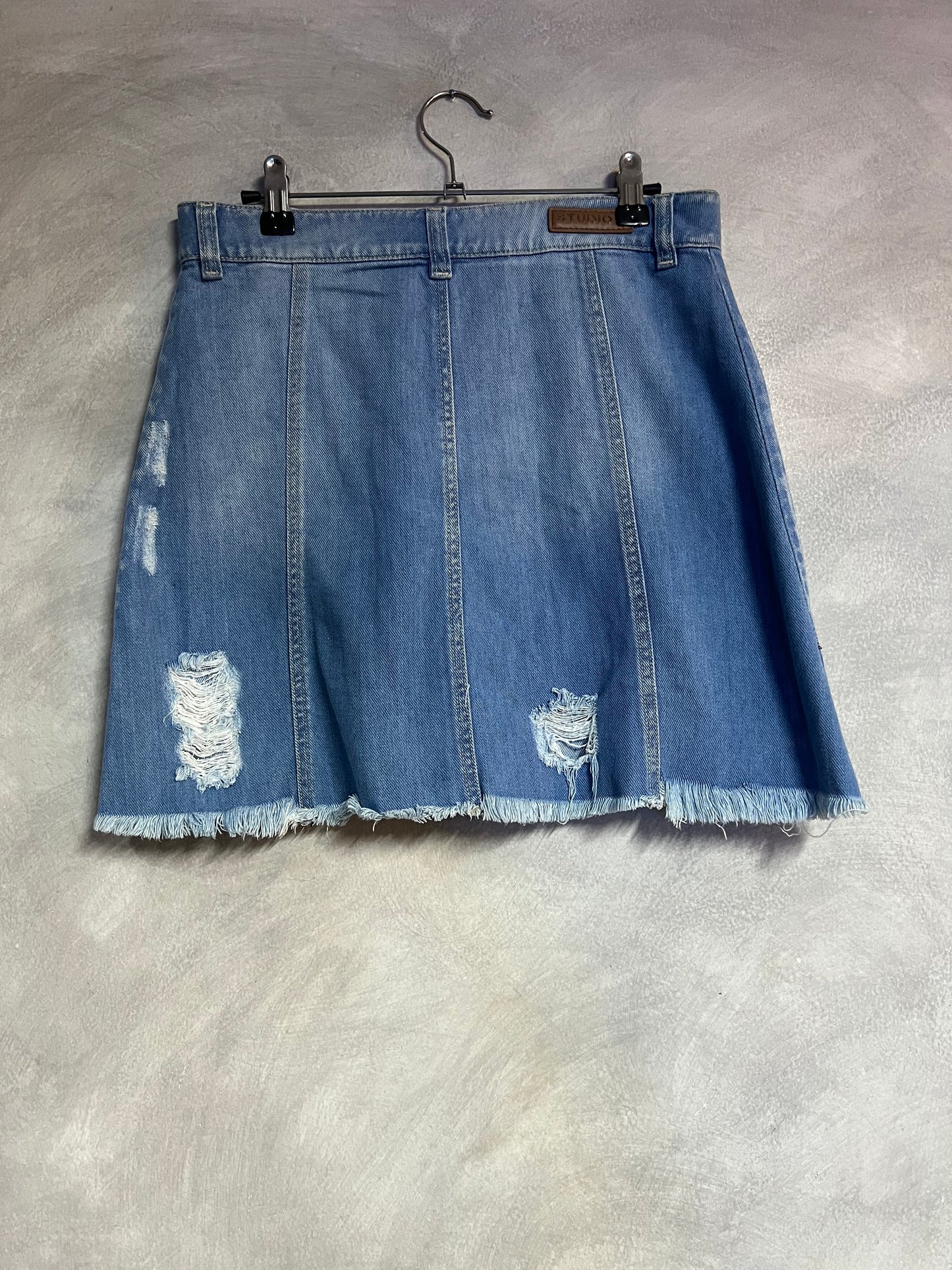 Falda Studio F