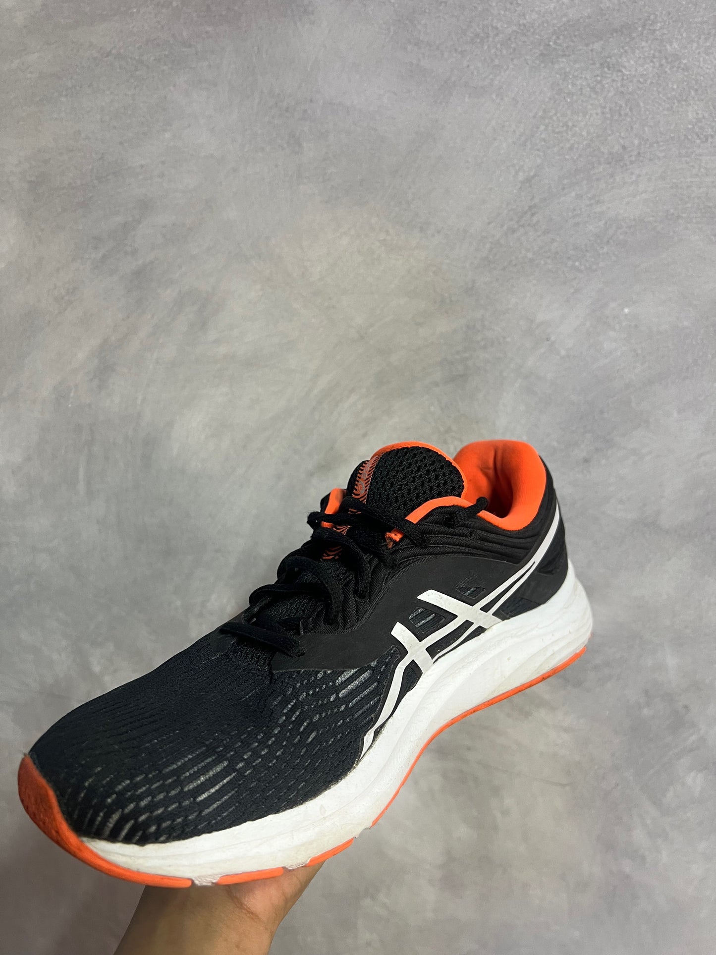 Tenis ASICS