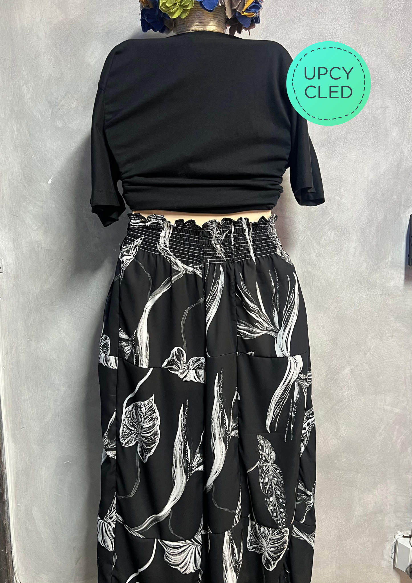 Pantalón con resorte