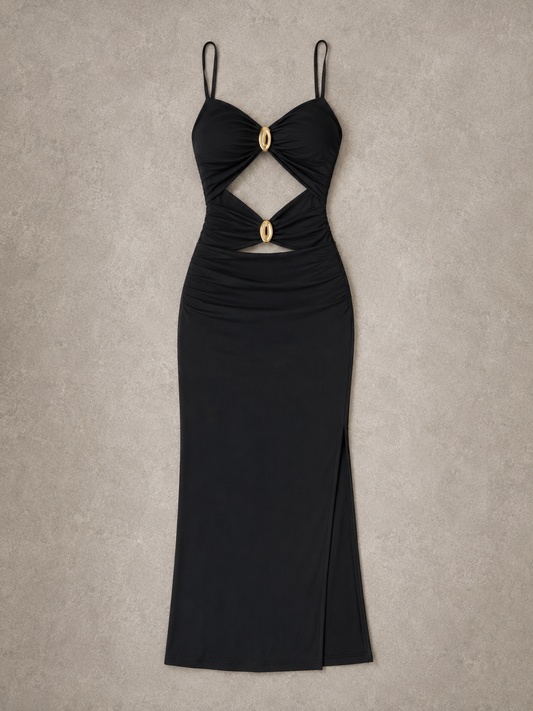 Vestido con herrajes dorados
