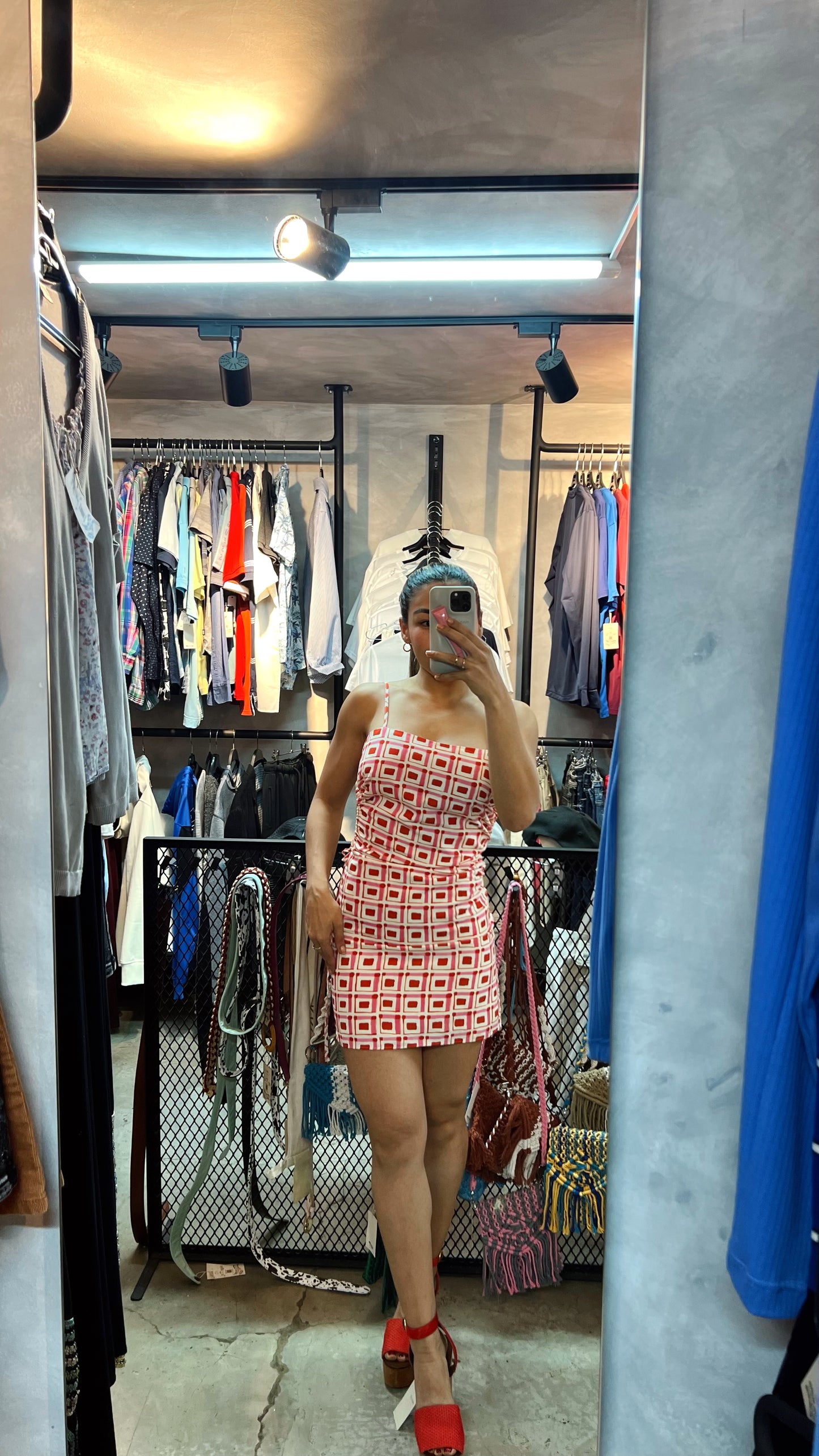 Vestido corto ZARA