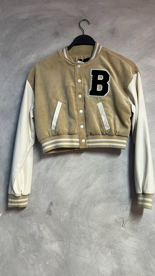 Chaqueta Beisbolera corta