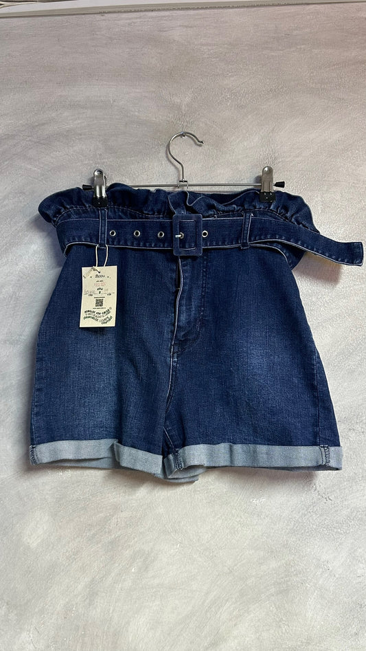 Short con correa